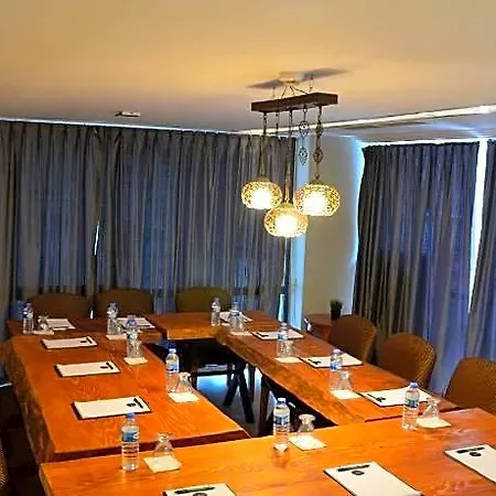 Grand Park Corlu Center 3*