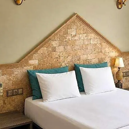 Grand Park Corlu Center Hotel 3*
