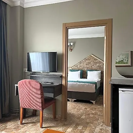 Hotel Grand Park Corlu Center 3*